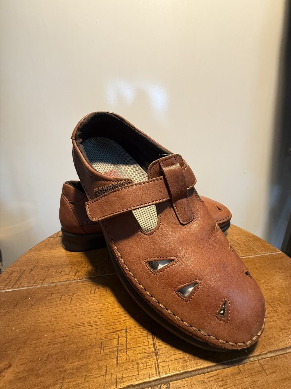 $199 SAS Shoes ROAMER Women’s Size 7.5 M Brown Mary Jane Fisherman Style Loafers